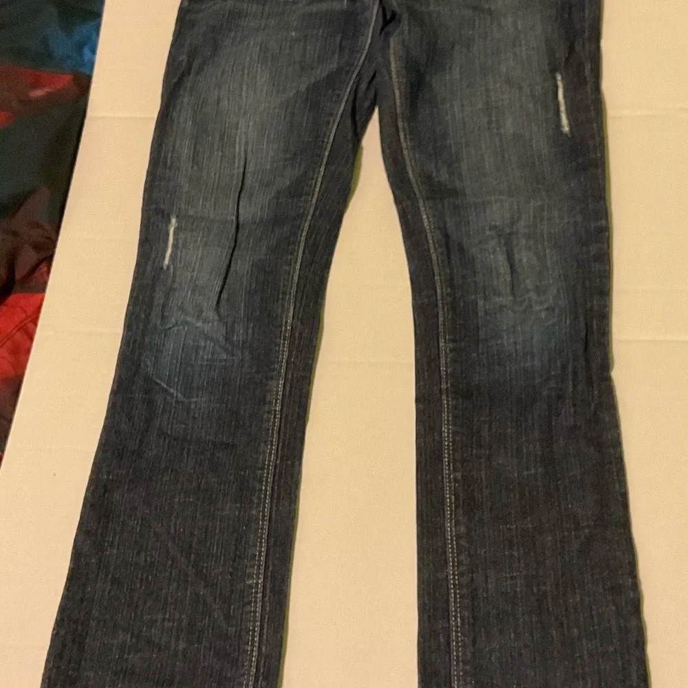 Levi’s Boys‎ Youth Size 16 Regular Slim Straight Jeans.
